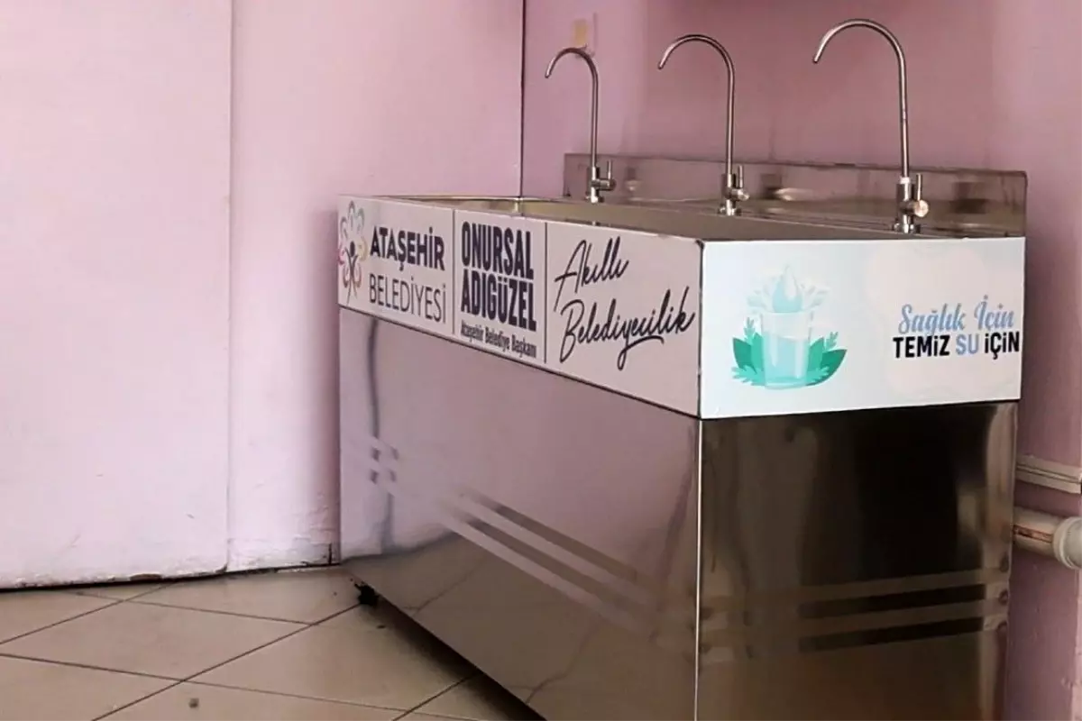 Ataşehir Belediyesi Öğrenciler İçin Su Arıtma Cihazları Kuruyor