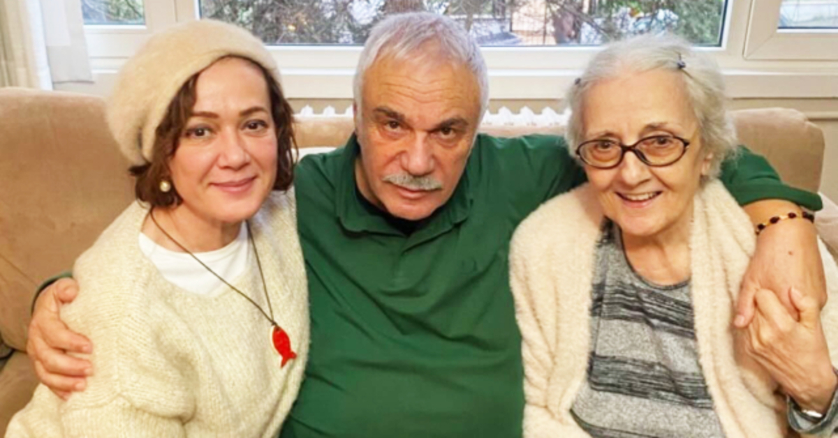 Bennu Yıldırımlar, Yaprak Dökümü dizisi oyuncularıyla bir araya geldi