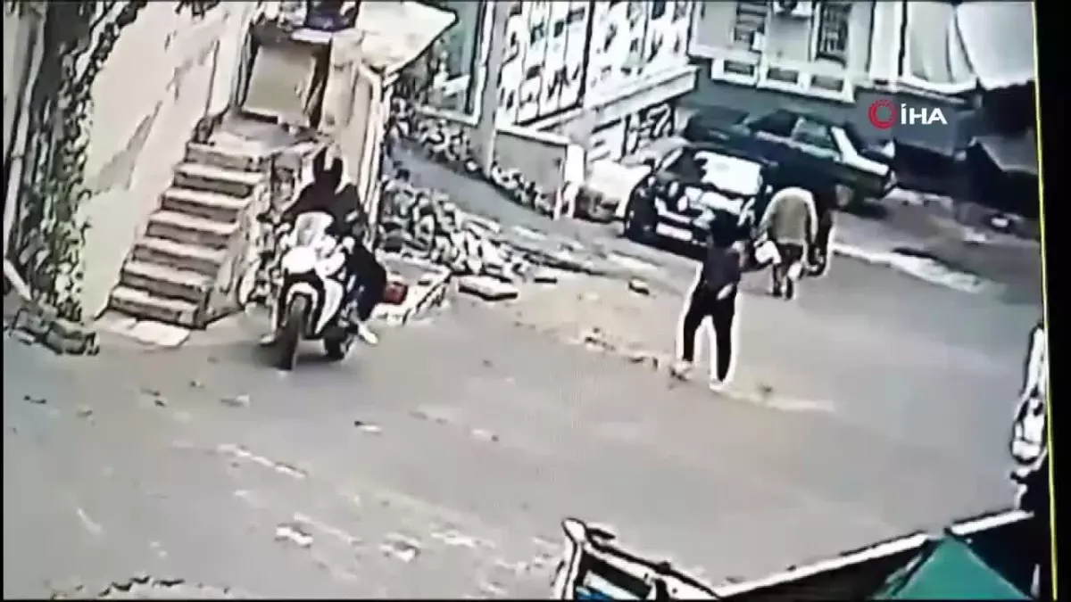 Kuşadası’nda Güpegündüz Soygun Girişimi