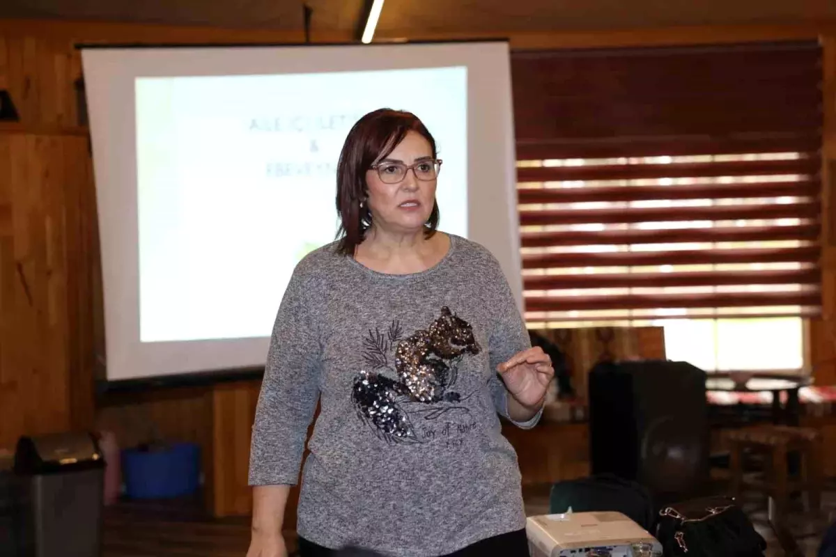 Körfez’de Kadınlara Yönelik Aile İçi İletişim Söyleşisi